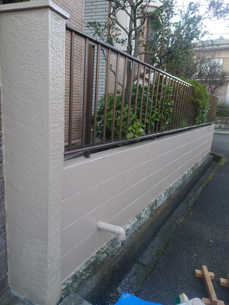 春日部市 M様邸 ブロック塀部分補修・塗装