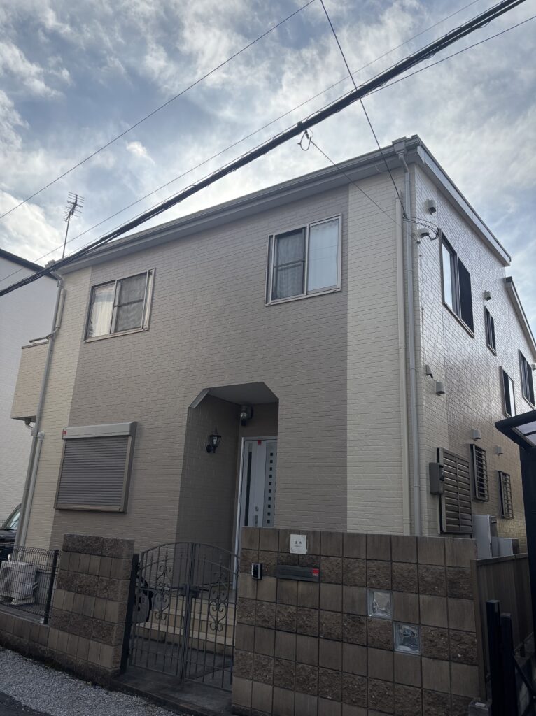 【春日部市】色分けで魅せる上質な外観！クリーンマイルドで叶えるハイセンスなツートーン塗装！